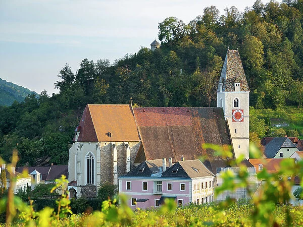 Church Heiliger Mauritius (Saint Maurice). Historic village Spitz located in wine-growing area, UNESCO World Heritage Site. Lower Austria Date: 10-09-2020