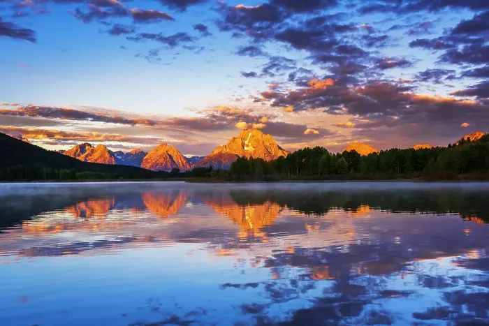 Framed Print : Dawn light over the Tetons from Oxbow Bend, Grand Teton National Park, Wyoming, USA. Date: 25-05-2021 Framed Print : Dawn light over the Tetons from Oxbow Bend, Grand Teton National Park, Wyoming, USA. Date: 25-05-2021