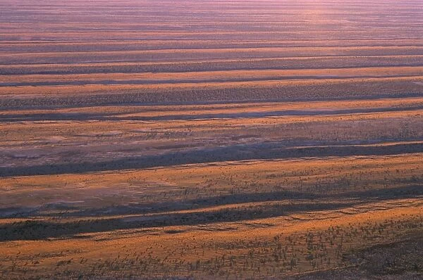 Dunefields, Longitudinal sand dunes S. E. Simpson Desert, South Australia JPF41712