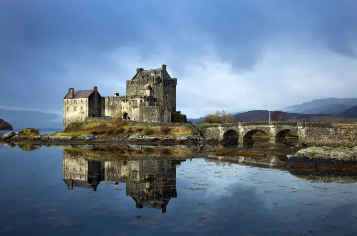 Framed Print : Eilean Donan Castle - in beautiful light during moody conditions - November - Scotland Framed Print : Eilean Donan Castle - in beautiful light during moody conditions - November - Scotland