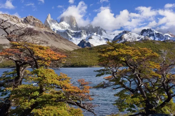 Framed Print : Fitz Roy Massif - mountain scenery including Cerro Fitz Roy and Laguna Capri in autumn - Los Glaciares National Park - Patagonia - Argentina - South America Framed Print : Fitz Roy Massif - mountain scenery including Cerro Fitz Roy and Laguna Capri in autumn - Los Glaciares National Park - Patagonia - Argentina - South America