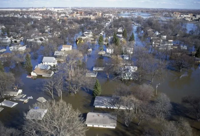 Framed Print : Flood - Red River burst it's banks at Grand Forks. North Dakota, USA