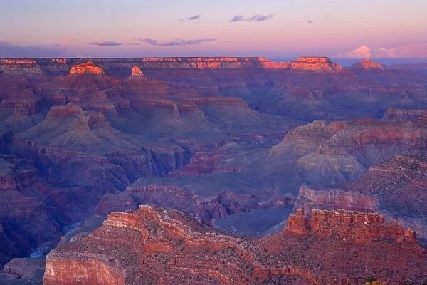 Grand Canyon - panoramic view from Yavapai Point towards the North Rim of the Grand Canyon - sunset - Grand Canyon National Park - South Rim
