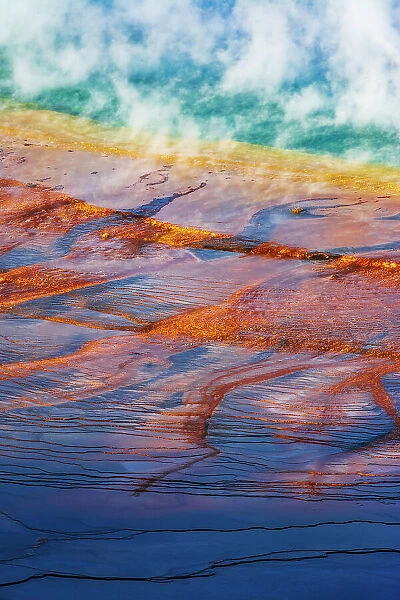 Grand Prismatic Spring, Yellowstone National Park, Wyoming, USA. Date: 25-05-2021
