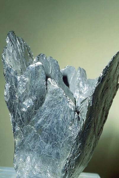 Graphite - Metals & Minerals, native element. Sri Lanka