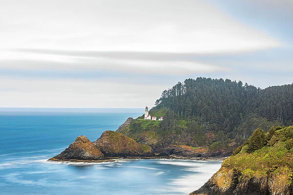 Heceta Head, Oregon, USA. The Heceta Head lighthouse on the Oregon coast. Date: 04-05-2021