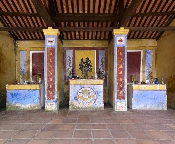 Hon Chen Temple-Hue-Viet - full of altars, spirit houses and stelae this attractive temple dates back more than a thousand years to the ancient Champa - approach only possible by boat