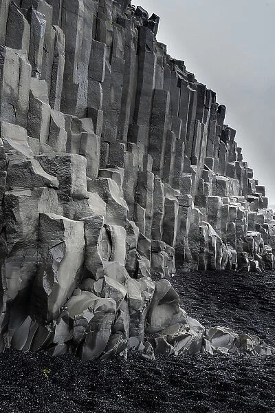 Iceland. Black beaches and columnar volcanic cliffs of Reynisfjara, Ring Road. Date: 04-06-2021