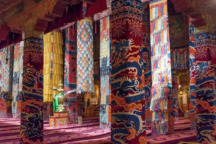 Framed Print : Inside a praying hall in Drepung Monastery, one of the great three Gelug university monasteries of Tibet, Lhasa, Tibet, China Date: 06-09-2018