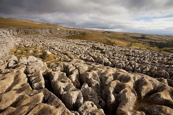 Limestone pavement above Malham Cove - Malham - Yorkshire Dales National Park - North Yorkshire - UK