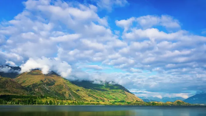 Framed Print : Morning light on Lake Wanaka, Wanaka, Otago, South Island, New Zealand Date: 01-07-2021 Framed Print : Morning light on Lake Wanaka, Wanaka, Otago, South Island, New Zealand Date: 01-07-2021