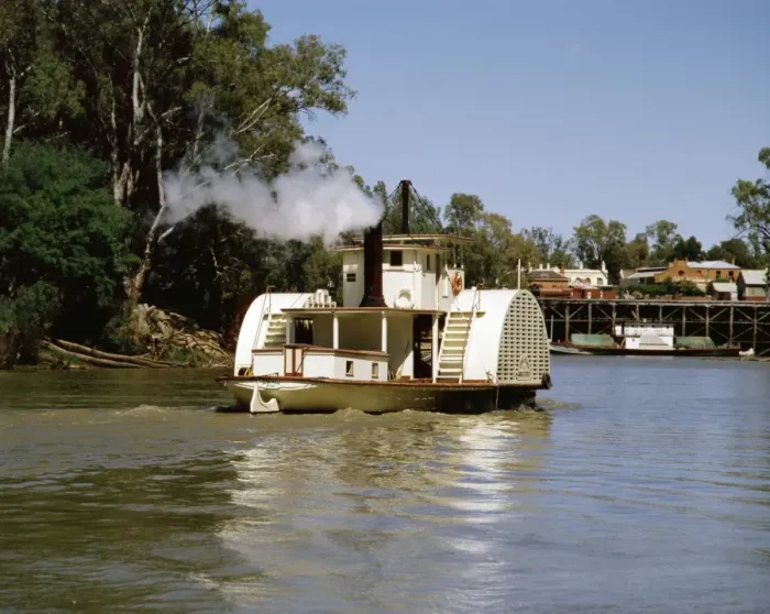 Framed Print : Paddlesteamer ‘Adelaide on Murray River arriving in Echuca, Victoria, Australia JLR01397 Framed Print : Paddlesteamer ‘Adelaide on Murray River arriving in Echuca, Victoria, Australia JLR01397