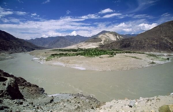 Pakistan Karakorum Highway, Indus River, Chilas