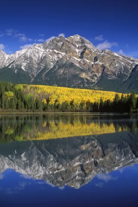 Framed Print : Patricia Lake and Pyramid Mountain - Jasper National Park - Canada - Alberta Framed Print : Patricia Lake and Pyramid Mountain - Jasper National Park - Canada - Alberta