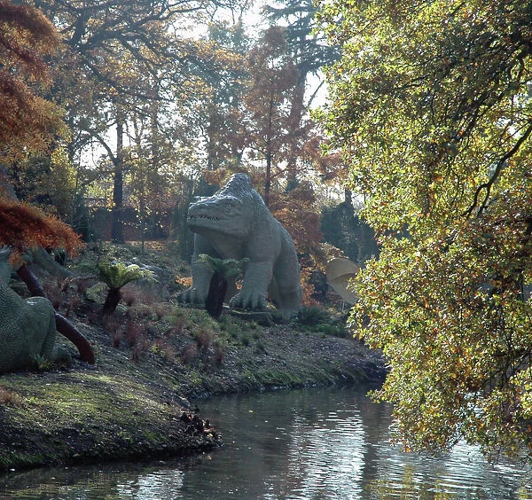 PM-10018. Model dinosaurs, Crystal Palace, London