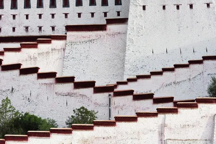 Framed Print : Potala Palace (UNESCO World Heritage site), Lhasa, Tibet, China Date: 05-09-2018 Framed Print : Potala Palace (UNESCO World Heritage site), Lhasa, Tibet, China Date: 05-09-2018