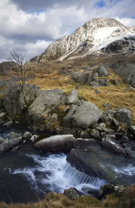 Framed Print : River Idwal with Tryfan covered in snow - March - Ogwen Valley - Snowdonia - Gwynedd - North Wales - UK Framed Print : River Idwal with Tryfan covered in snow - March - Ogwen Valley - Snowdonia - Gwynedd - North Wales - UK