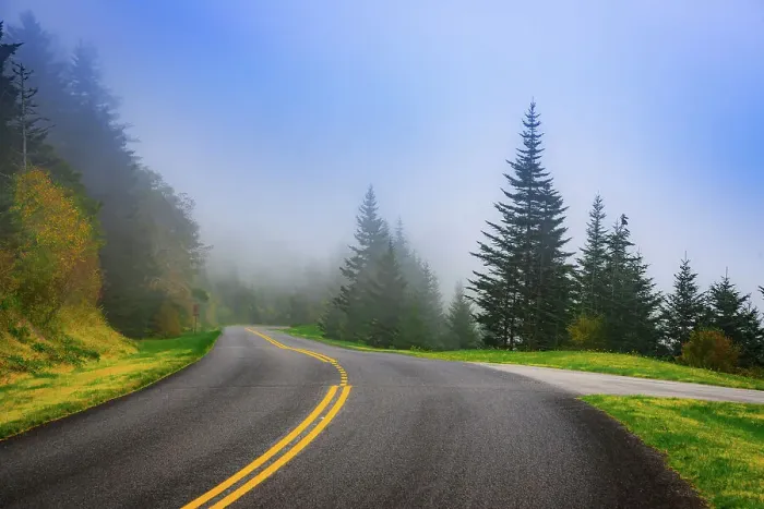 Framed Print : Roadway, Blue Ridge Parkway, Smoky Mountains, USA. Date: 30-09-2018 Framed Print : Roadway, Blue Ridge Parkway, Smoky Mountains, USA. Date: 30-09-2018
