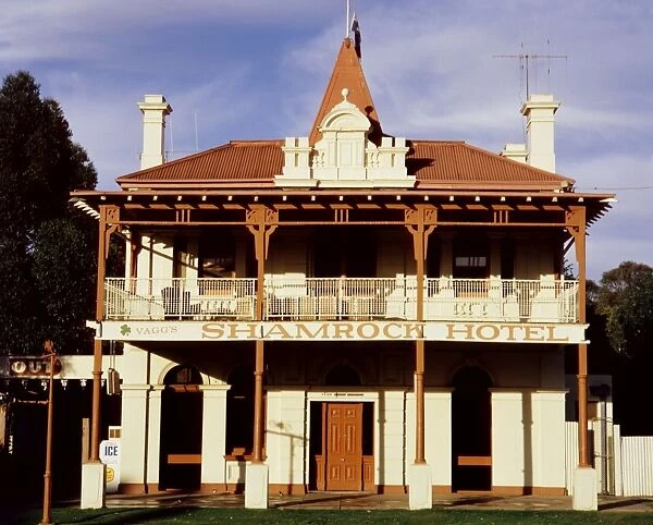 Shamrock Hotel Echuca - Murray River - Victoria - Australia JLR1380A