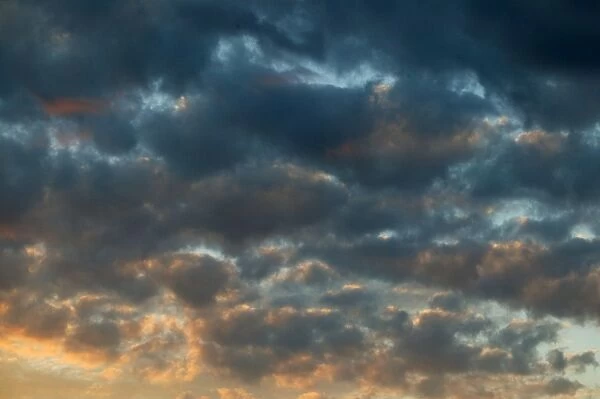 Sky & stratocumulus clouds
