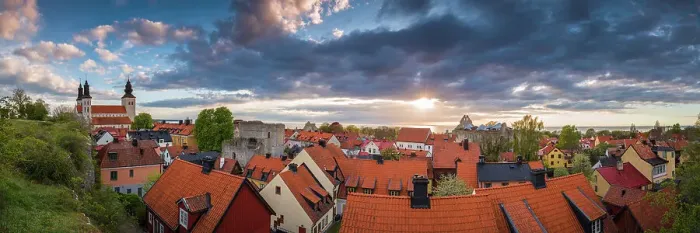 Framed Print : Sweden, Gotland Island, Visby, Visby Cathedral, 12th century, and the city skyline Date: 12-05-2019 Framed Print : Sweden, Gotland Island, Visby, Visby Cathedral, 12th century, and the city skyline Date: 12-05-2019