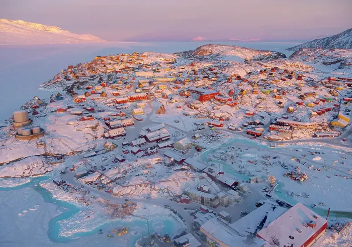 Framed Print : Town Uummannaq during winter in northern West Greenland beyond the Arctic Circle. Greenland, Danish territory Date: 05-03-2020