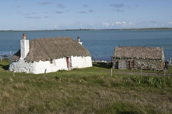 Traditional cottage - with thatch roof - Sollas - North Uist - Outer Hebrides - Scotland