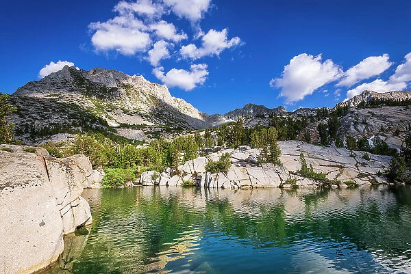 Treasure Lake, John Muir Wilderness, Sierra Nevada Mountains, California, USA. Date: 22-06-2021