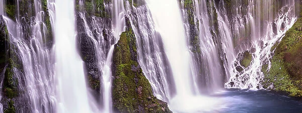 USA, California, McArthur-Burney Falls State Park. Panoramic of Burney Creek waterfall and pool. Date: 07-04-2021
