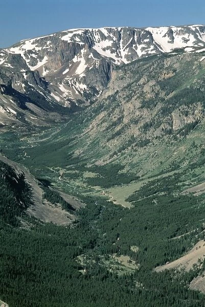 USA CLA 184 U-shaped valley carved by glacier, Montana Latin © Mary Clay  /  ARDEA LONDON