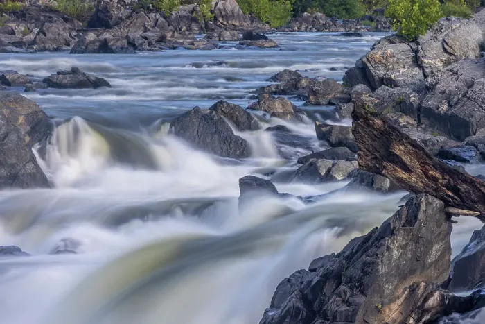 Framed Print : Usa, Maryland. Great Falls Overlook, Potomac River, Long Exposure of the Water of the Potomac Date: 21-08-2021 Framed Print : Usa, Maryland. Great Falls Overlook, Potomac River, Long Exposure of the Water of the Potomac Date: 21-08-2021