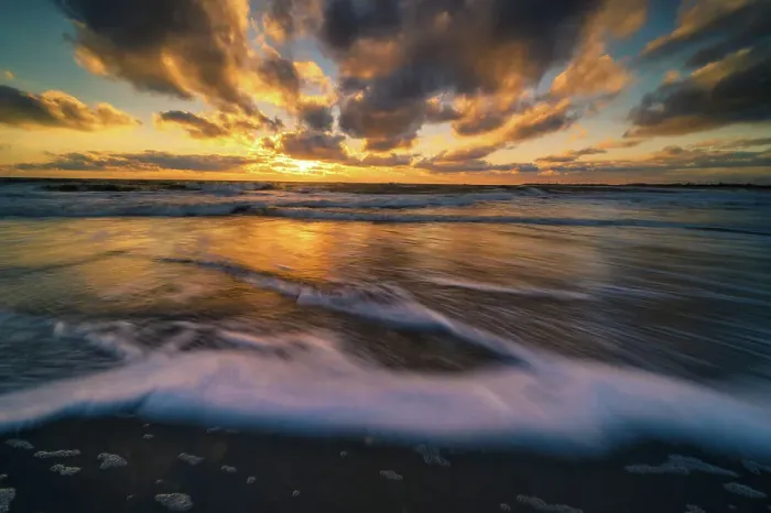 Framed Print : USA, New Jersey, Cape May National Seashore. Sunset on ocean and shore. Date: 25-12-2020 Framed Print : USA, New Jersey, Cape May National Seashore. Sunset on ocean and shore. Date: 25-12-2020