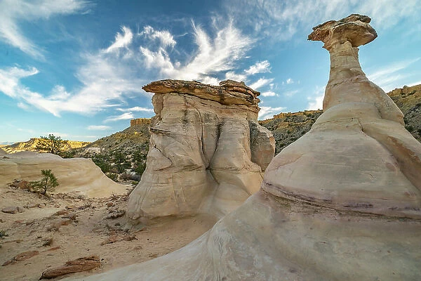 USA, New Mexico, Ojito Wilderness. Eroded desert rocks. Date: 06-03-2021