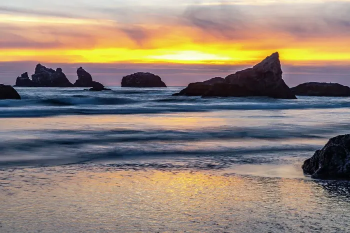 Framed Print : USA, Oregon, Bandon Beach. Pacific Ocean sea stacks at sunset. Date: 26-05-2021 Framed Print : USA, Oregon, Bandon Beach. Pacific Ocean sea stacks at sunset. Date: 26-05-2021