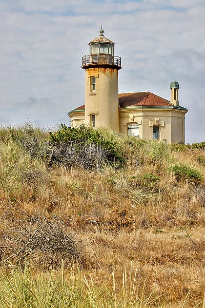 Usa, Oregon, Bandon. Coquille River Lighthouse Date: 01-08-2021