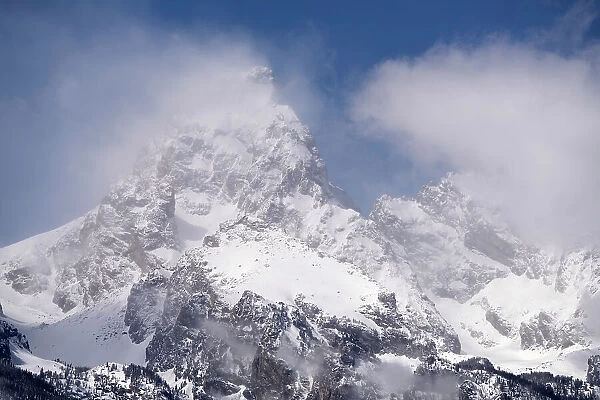 USA, Wyoming, Grand Teton National Park. Clouds over mountains during spring snowstorm. Date: 19-04-2021