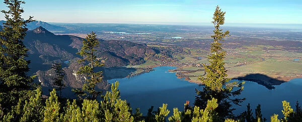 View from Mt. Jochberg near lake Walchensee towards lake Kochelsee and the foothills of the Bavarian Alps. Germany, Bavaria Date: 18-12-2020