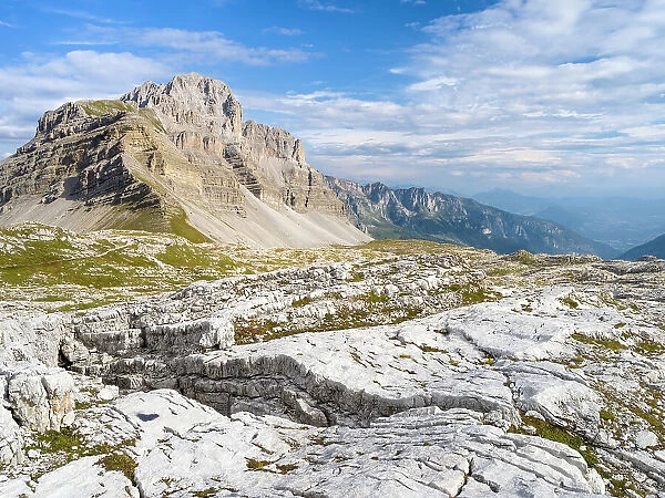 View towards Pietra Grande. The Brenta Dolomites, UNESCO World Heritage Site. Italy, Trentino, Val Rendena Date: 17-09-2020