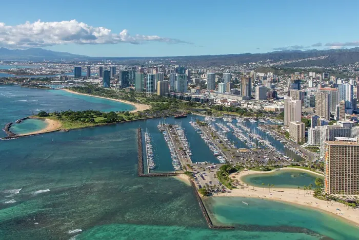 Framed Print : Waikiki, Honolulu, Oahu, Hawaii Date: 01-12-2020