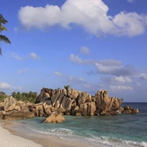 Beach scene - Anse Cocos - La Digue - Seychelles