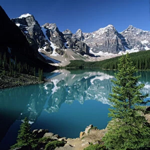 Canada - Moraine Lake and Valley of the Ten Peaks Banff National Park, Alberta. SX323
