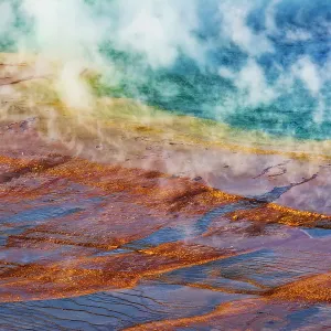 Grand Prismatic Spring, Yellowstone National Park, Wyoming, USA. Date: 25-05-2021 Grand Prismatic Spring, Yellowstone National Park, Wyoming, USA. Date: 25-05-2021