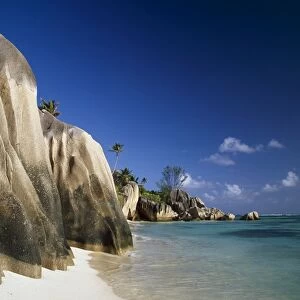 La Digue Coastline - Seychelles LA001789