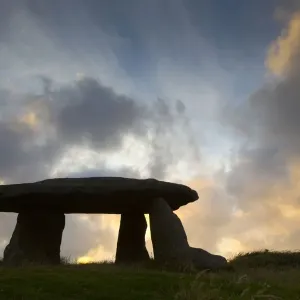 Lanyon Quoit - Sunset - Cornwall - UK Lanyon Quoit - Sunset - Cornwall - UK