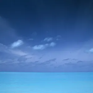 Sea and Sky - Midway - Pacific LA001784