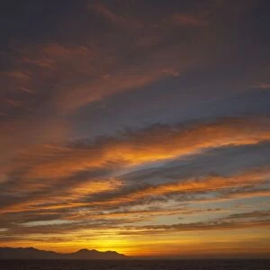 Sunset Antarctic Penninsular LA002438