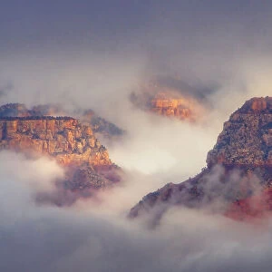 USA, Arizona, Grand Canyon. Foggy sunrise on canyon. Date: 14-01-2017