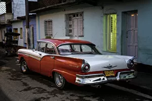 Jones Gallery: 1950's era Ford Fairlane and colorful buildings