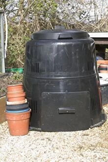 Images Dated 4th April 2006: 220 litres compost bin made by Blackwall using 100% recycled plastic Cotswolds UK