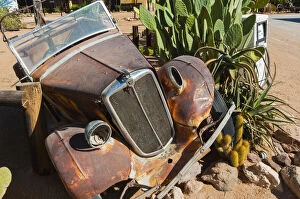 Abandoned car in Solitaire Village, Khomas